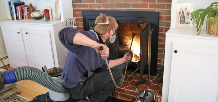 Le ramonage de sa cheminée à un professionnel