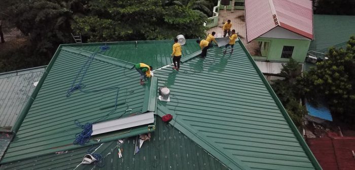 les toits aident également la maison à avoir fière allure